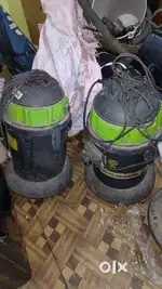 VACUUM CLEANER