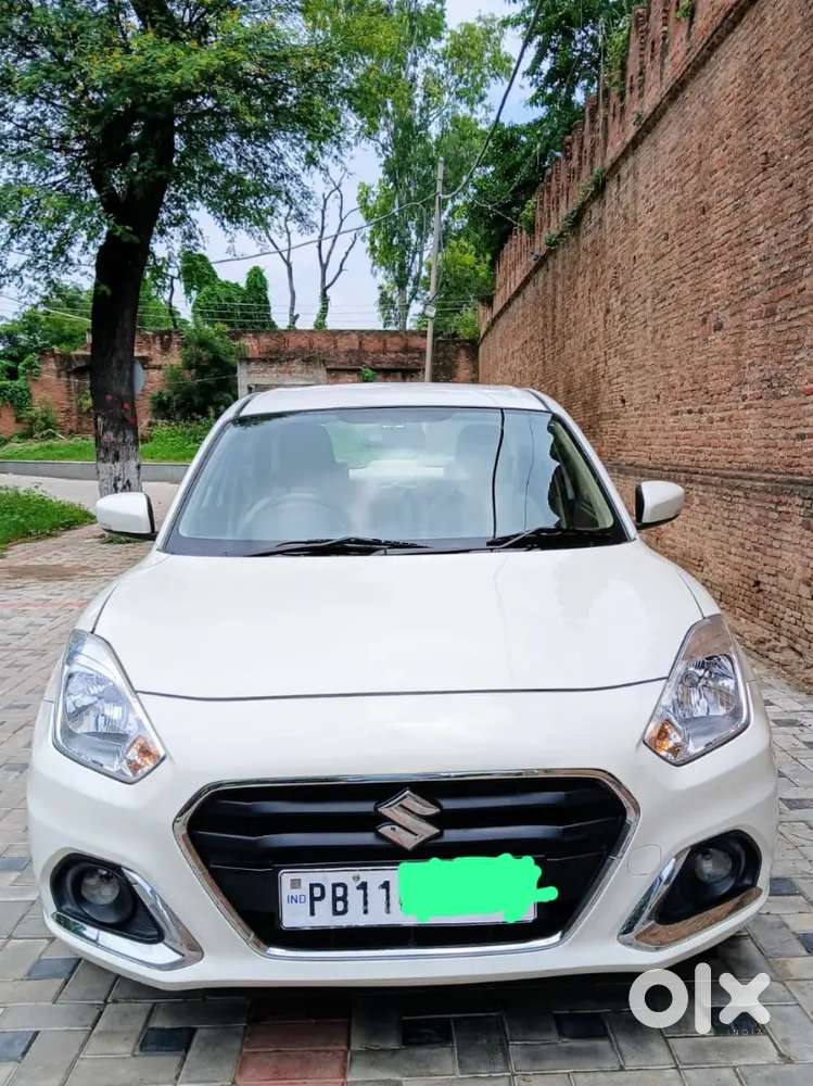 Maruti Suzuki Dzire VXI 
First Owner 
Model 2020
Fule Petrol 
98130 Km