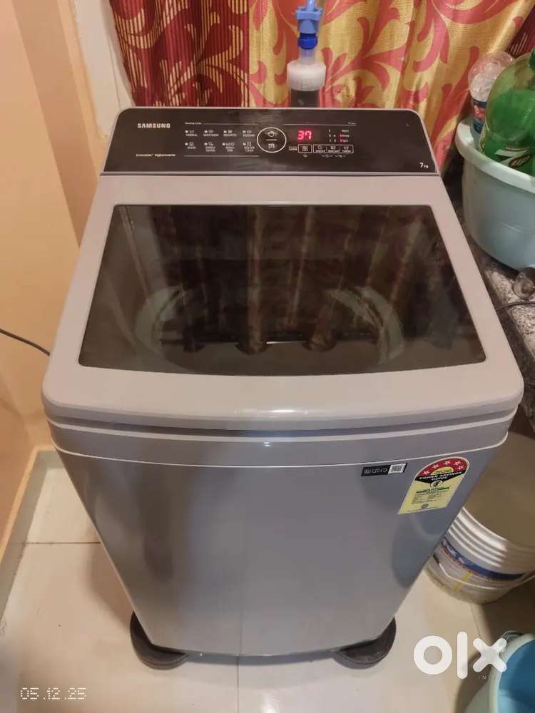 SAMSUNG PERFECT CONDITION AUTOMATIC YEAR SEPTEMBER 2023