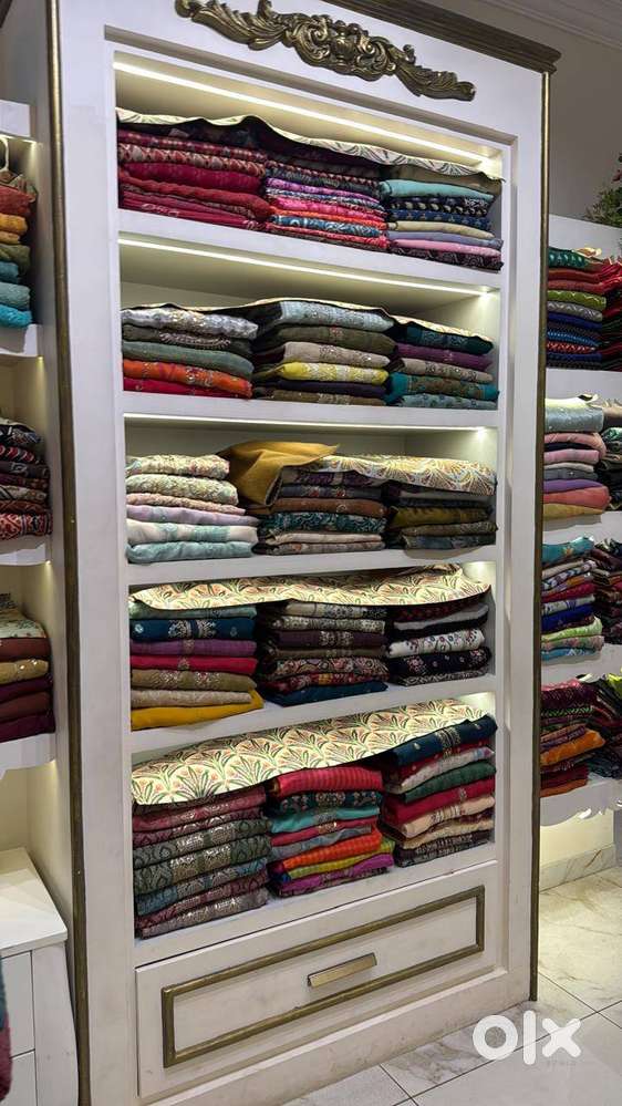 looking for a online  sales associates