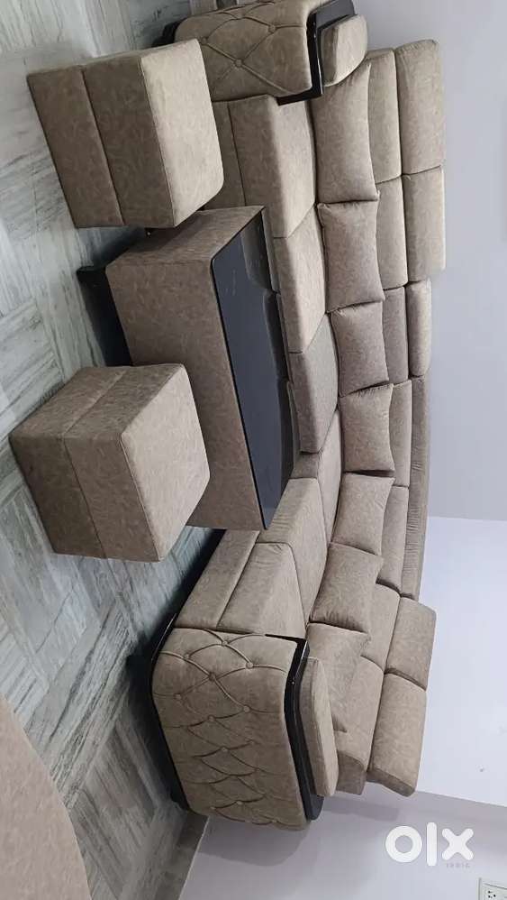 Hamari factory hai new brand sofa holl sell k kaam h