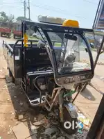 BAHUBALI RIKSHWA EV
