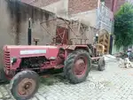 Tractor in 120000