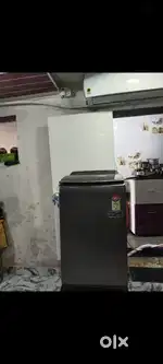 Whirlpool washing machine 7.5 capaci almost new purchase date is 2022
