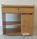 Computer table