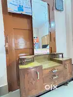 Dresser of 5 feet 4 inch