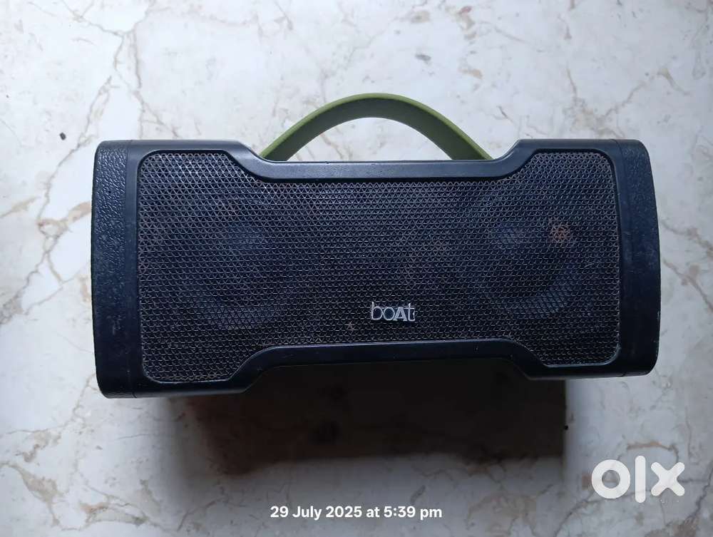 Boat speaker