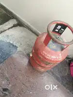 Empty gas cylinder