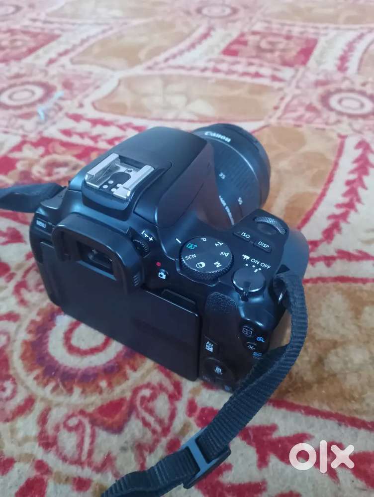 Canon 200D Mark II