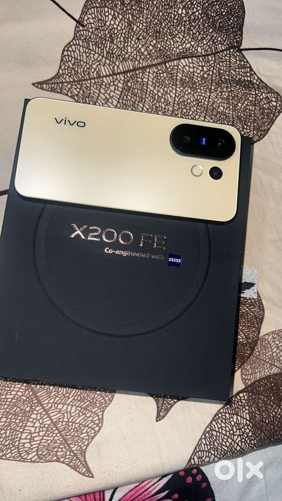 X200 fe for sale with 10 month company warrenty remaining with fullbox