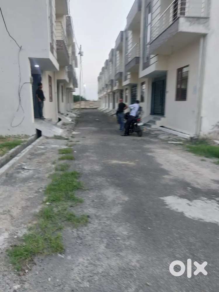 Plot sales in NH 58 Panchsheel Park