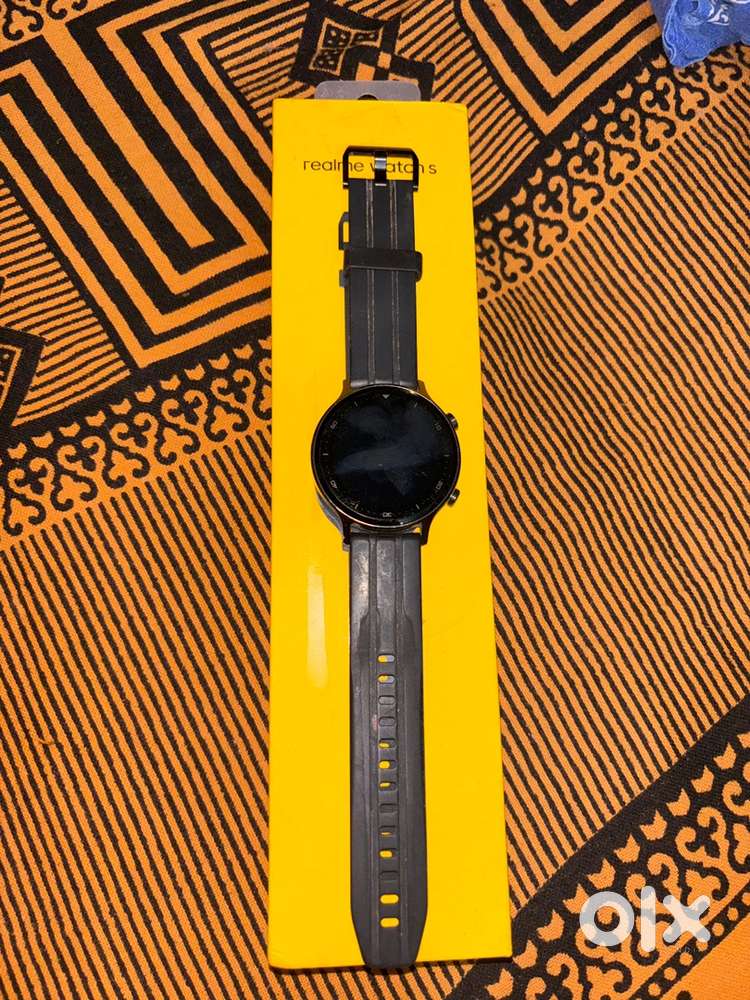 Realme watch S