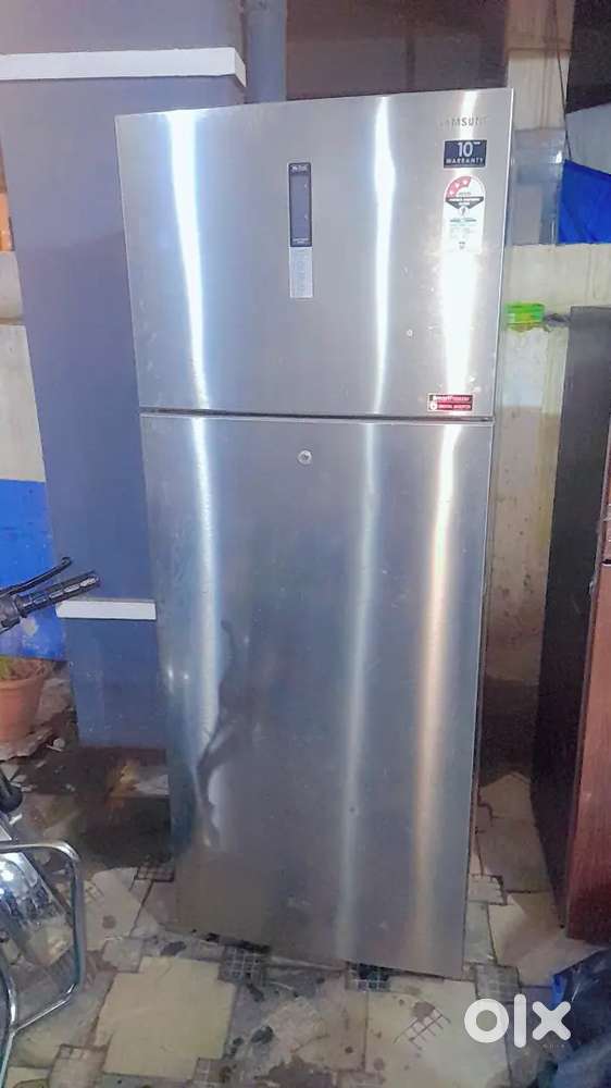 Samsung JUMBO double door inverter fridge available for sale. 496L