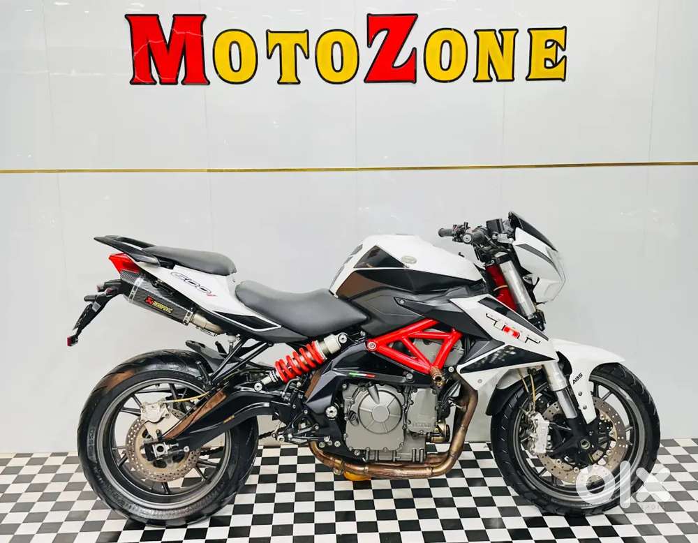 BENELLI 600
DISC BRAKE ABS