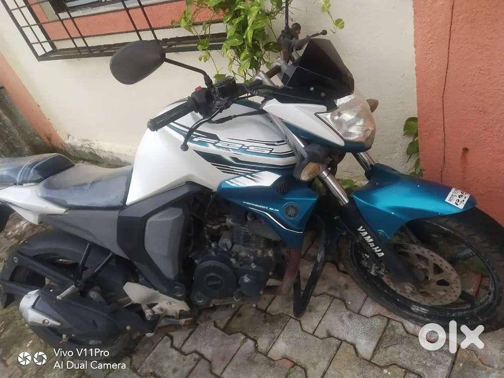 Bike FZS 2016