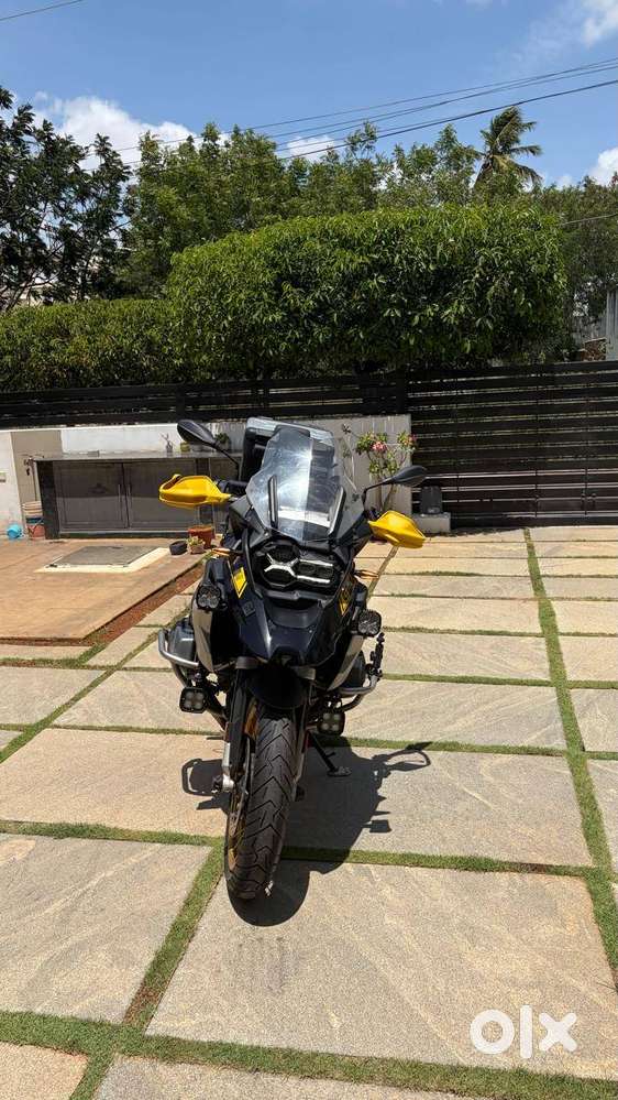 BMW R1250 GS IS ON SALE