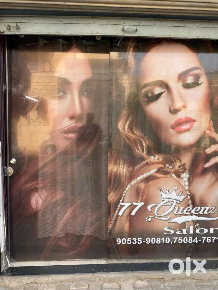 Running salon 20000-30000 earing with all accessories