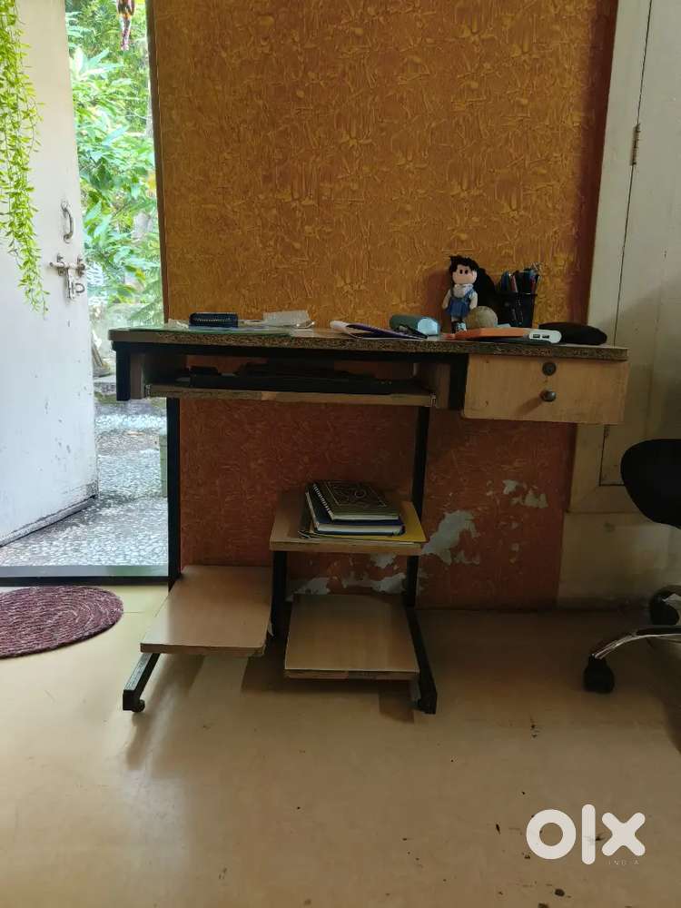 Computer Desk