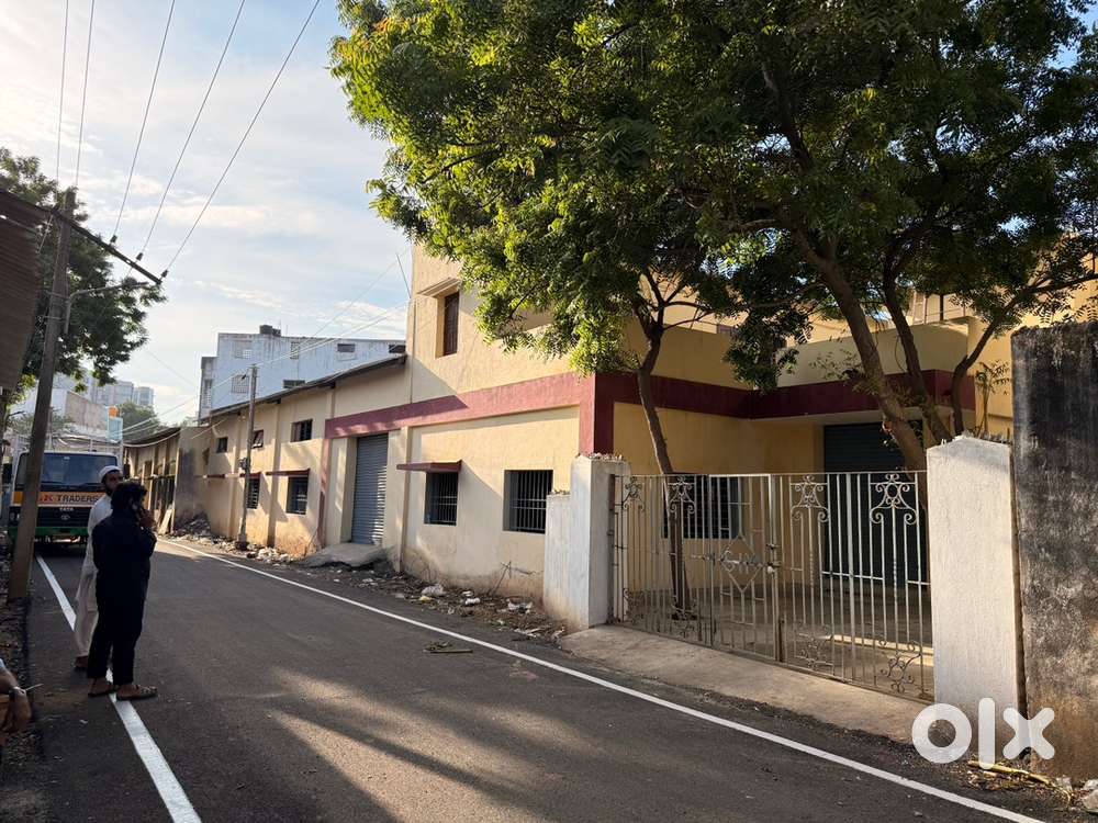 Industrial warehouse/godown for rent.