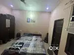 Looking for 1 roomate
