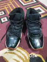 Shoes / sneakers