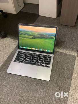 Apple MacBook Air 13inch i5 A2179 2020 Small lines in Display Warranty