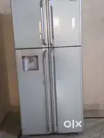 Hitachi fridge 600litre