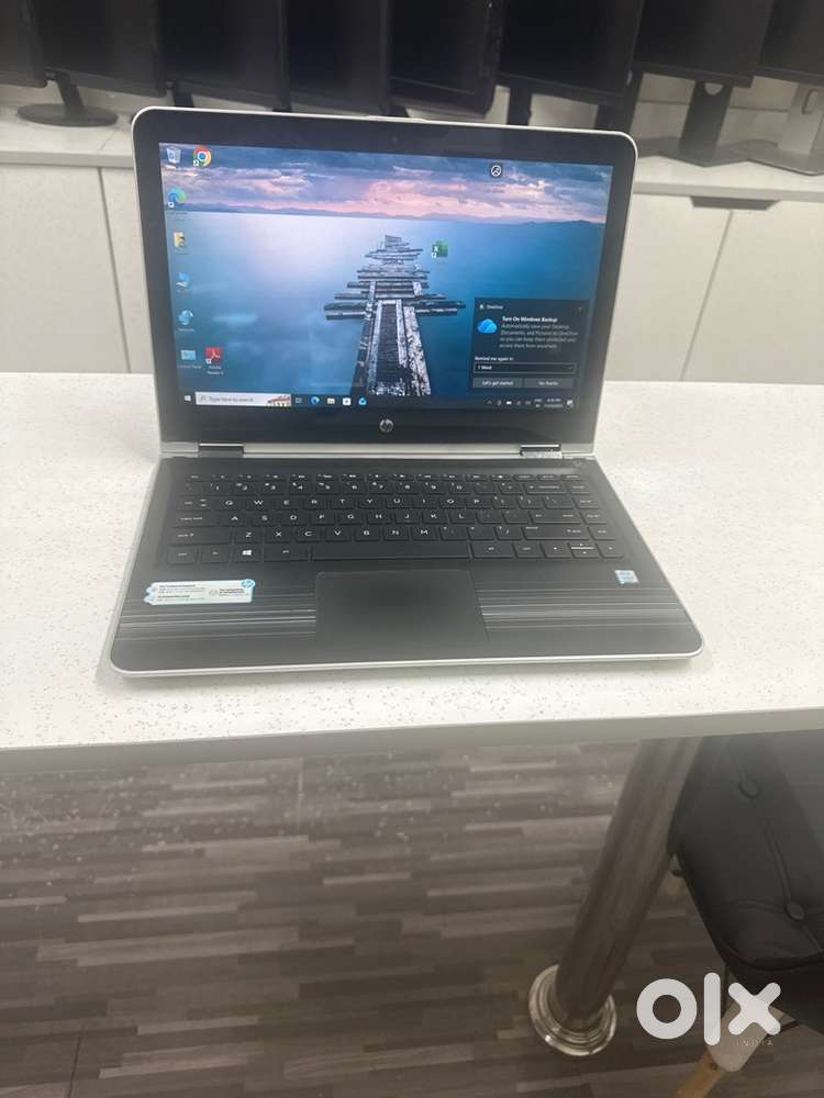 Hp pavilion 13 x360 touch screen laptop ((8gb,256gb))