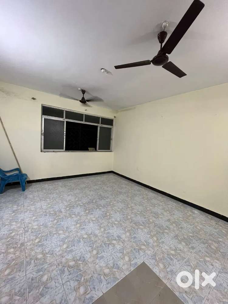 2BHK UNFURNISHED IN MERCES