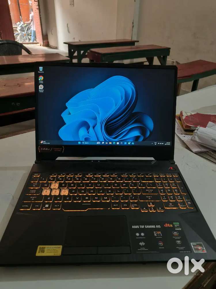 ASUS TUF Gaming A15, AMD Ryzen 7 7435HS one month old only new laptop