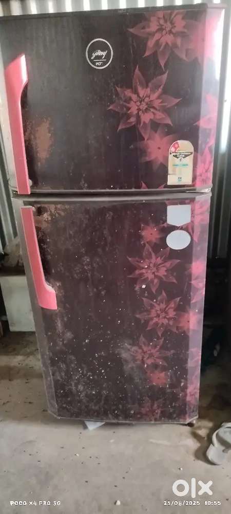 240lts fridge