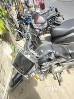 Good condition ,dono tyers sath ke h