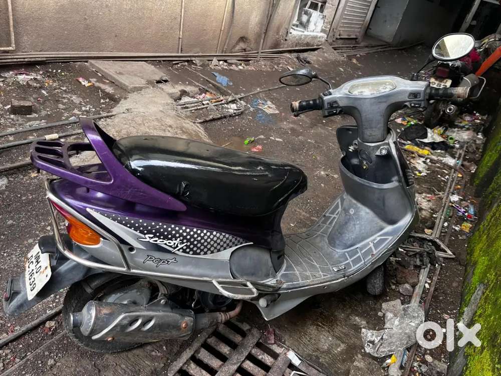 Well maintained single hand driven