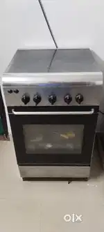 Microwave oven and stove