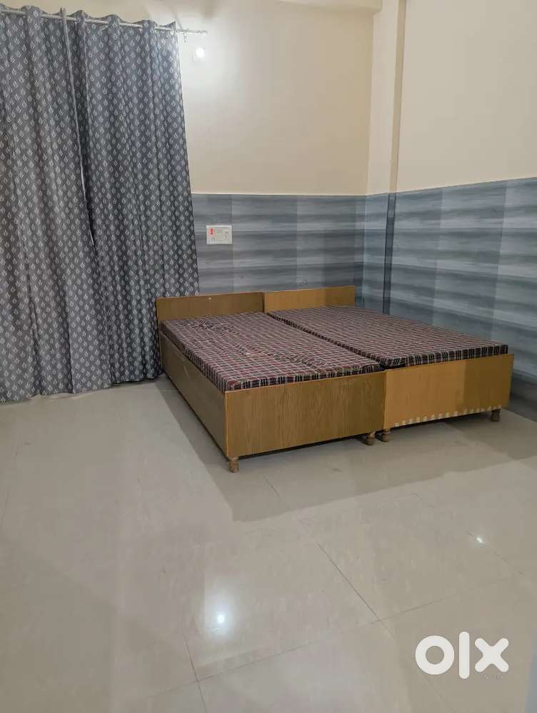 1 RK Well Furnished Newly Ground floor independent flat sector 45