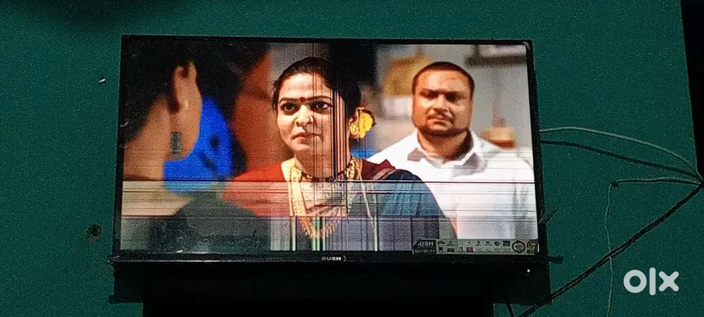 32 inchi LED smart bush company 8 mahine old