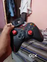 Red Gear Wireless Controller