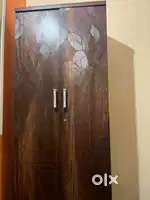 I want to sell the wardrobe for 6k,its just only two months used