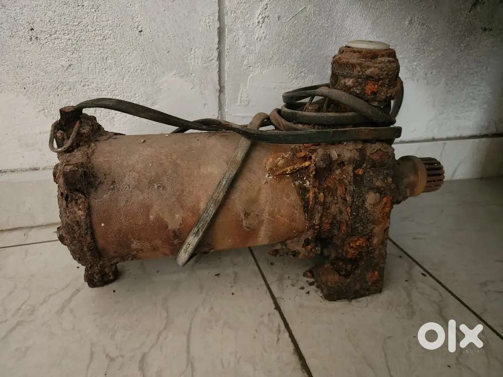 Water tank pump. Submersible pump. CRI brand