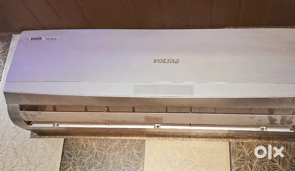 Tata voltas 1.5 ton split Ac