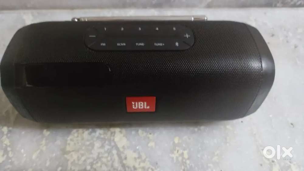 JBL TUNER FM - good condition