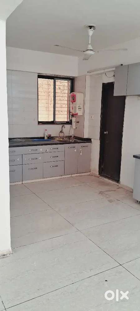 3 bhk semi furnished flat for rent near sama savli MacDonald vadodara