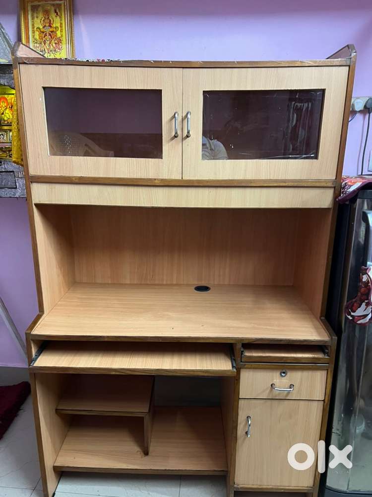 Computer cum study table in good condition