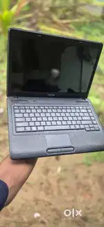 i3 laptop. 4gb ram 500 gb hdd