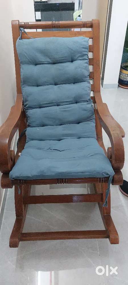 Aram Chair