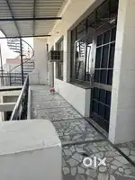 Floor for rent