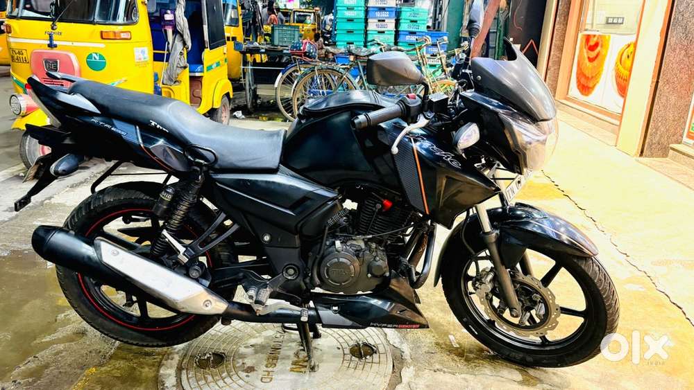TVS APACHE RTR 160 - 2015 NEW CONDITION