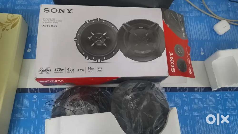 Sony spikar 6inch brand new