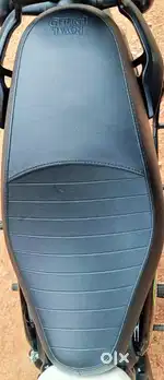 Royal Enfield Hunter 350 Seat