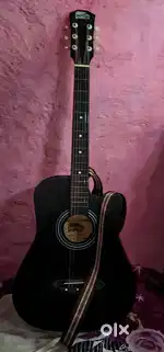 Guitar black color